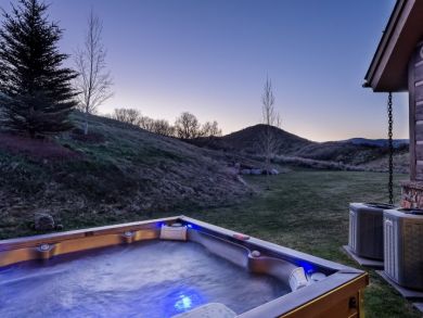 A Luxury Ski Ranch On thirty Seven  Acres Close to Aspen Ski